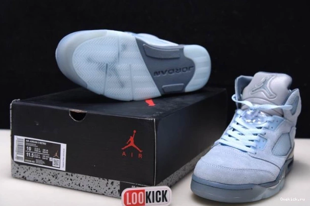One Kick 5 Air (W) Retro Bluebird Jordan DD9336-400 0804